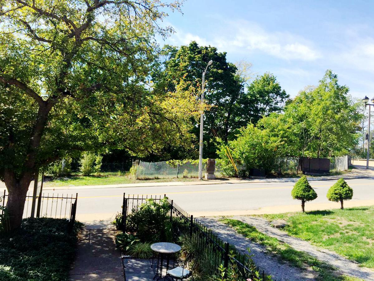 Acacia Bed & Breakfast Niagara Falls Ngoại thất bức ảnh